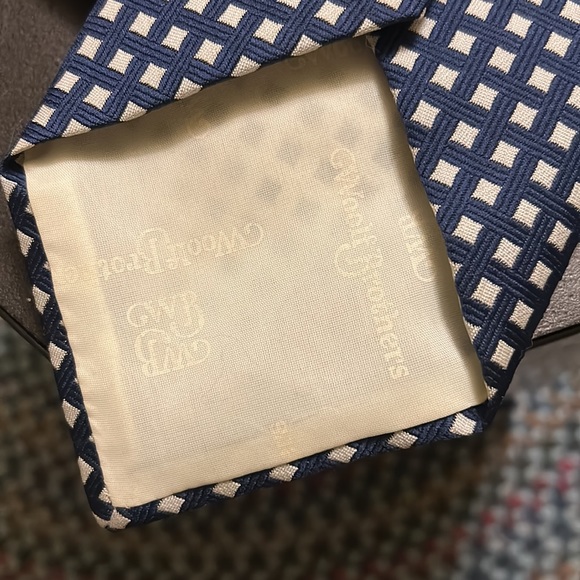 Vintage checkerboard Woolf Brothers woven polyester thick tie - Picture 6 of 6